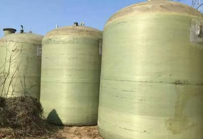 大量處理二手100立方玻璃鋼儲罐 價格便宜